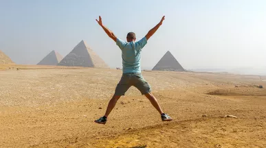 Piramitlerin Görkemini Keşfedin: Mısır Gezi Rehberi